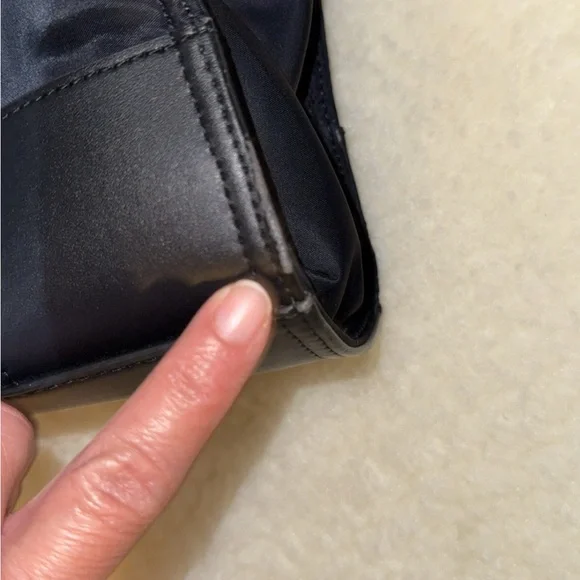 Tory Burch black tote purse - Picture 5 of 7